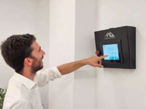 high-altitude-training-altitude-system-hypoxic-rooms-CAR-Murcia-b-Cat-athlete-performance-sports-science-altitude-training-Spain-hypoxic-technology-simulated-altitude
