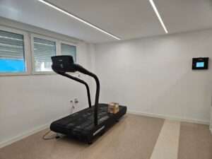 high-altitude-training-altitude-system-hypoxic-rooms-CAR-Murcia-b-Cat-athlete-performance-sports-science-altitude-training-Spain-hypoxic-technology-simulated-altitude